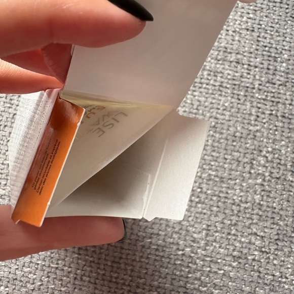 BNWT Lise Watier Sun Smart Invisible Primer SPF 30 – 60ml Full Size! - Picture 13 of 16